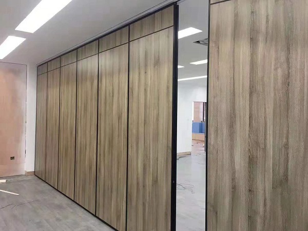 活動(dòng)隔斷墻